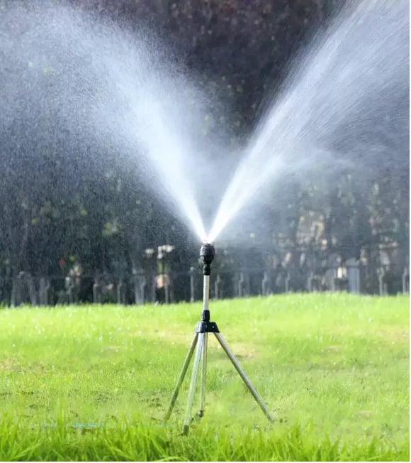 🎁Neujahrsangebot 49 % Rabatt⏳Rotary Irrigation Tripod Telescopic Support Sprinkler aus Edelstahl 